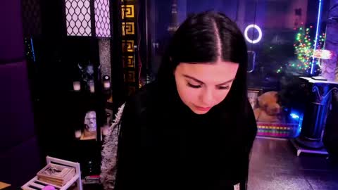 Snapshot of alma_pearl chatting on May 2026 09:57:01 AM Alma online show from May 2026 09:57:01 AM