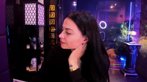 Snapshot of alma_pearl chatting on May 2026 07:48:02 AM Alma online show from May 2026 07:48:02 AM