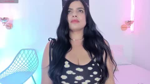 alma marvik online show from November 2025 03:45:01 PM