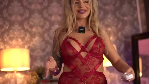 Alma online show from October 2025 07:00:01 PM