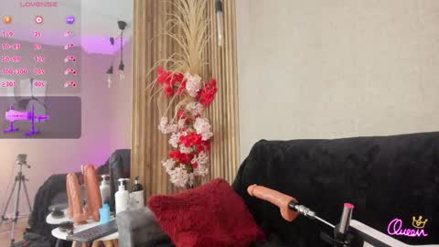 Santy online show from April 2026 10:32:01 PM