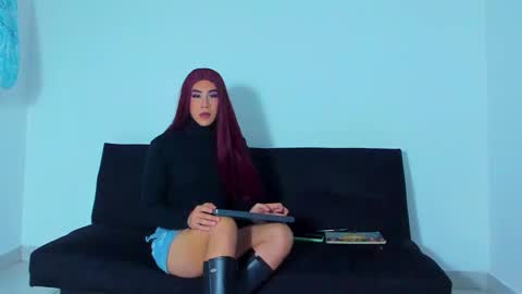 Hazel Bowie online show from March 2025 02:29:01 AM