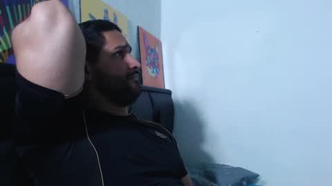 alonxoo online show from April 2026 10:01:02 PM