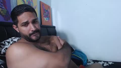 Snapshot of alonxoo chatting on May 2026 01:35:02 AM alonxoo online show from May 2026 01:35:02 AM