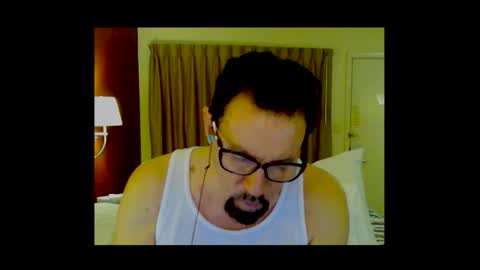 alphablue_wolf1295 online show from January 2026 10:34:02 PM