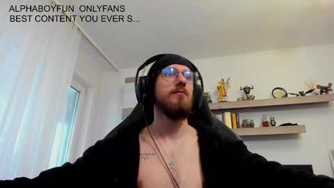 Snapshot of alphaboyfun chatting on December 2025 11:08:01 AM Andi online show from December 2025 11:08:01 AM