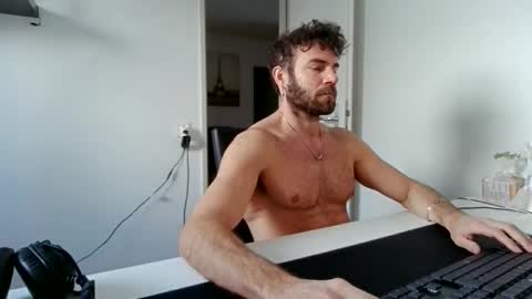 alphah_hunk online show from January 2026 11:37:01 AM