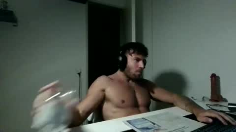 Snapshot of alphah_hunk chatting on April 2026 07:07:02 PM alphah_hunk online show from April 2026 07:07:02 PM