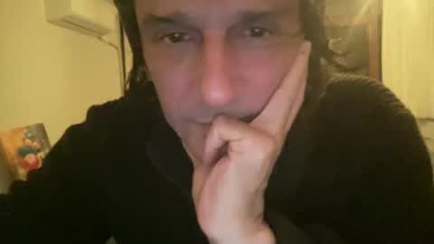 Snapshot of alphandre chatting on January 2025 05:24:02 PM AlphAndre online show from January 2025 05:24:02 PM