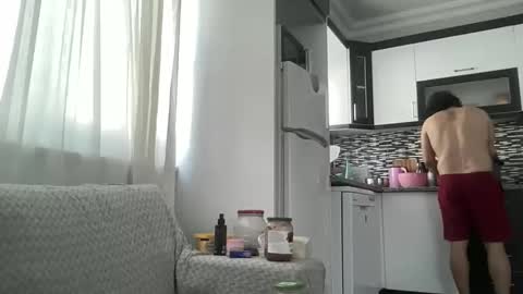 Snapshot of alphandre chatting on February 2025 12:37:01 PM AlphAndre online show from February 2025 12:37:01 PM