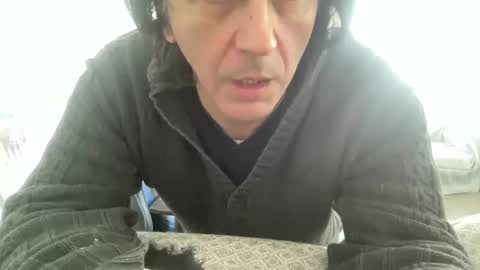 Snapshot of alphandre chatting on February 2025 11:51:01 AM AlphAndre online show from February 2025 11:51:01 AM