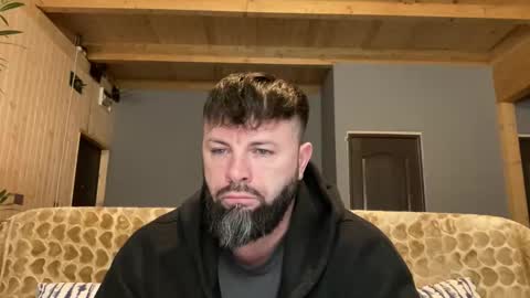 Jhonny online show from November 2025 04:12:02 AM