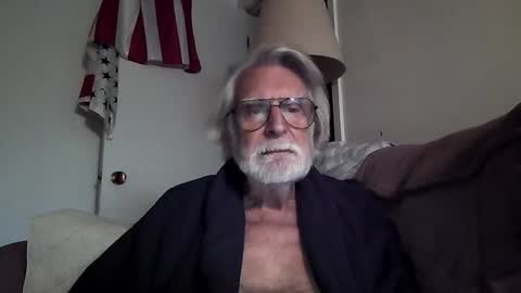 AlphaUniform online show from December 2024 07:32:01 PM