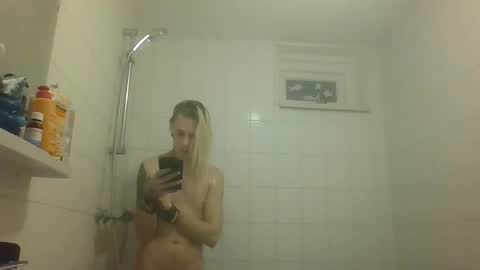 Snapshot of altboy010 chatting on January 2025 04:07:02 PM altboy010 online show from January 2025 04:07:02 PM