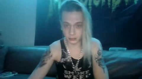 Snapshot of altboy010 chatting on April 2026 08:28:02 PM altboy010 online show from April 2026 08:28:02 PM