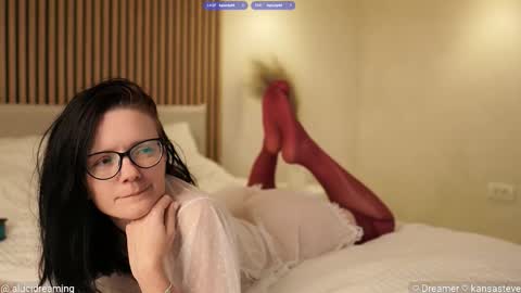 Lucid Dreaming online show from November 2025 08:19:02 PM