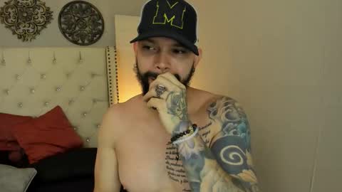 alukardbig online show from October 2025 08:10:01 PM