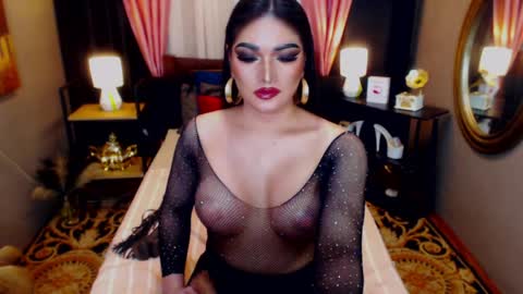 Snapshot of alurajhenson chatting on May 2026 11:57:01 PM Alura Jhenson online show from May 2026 11:57:01 PM
