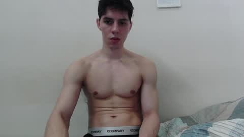 Snapshot of alvarodancer chatting on July 2026 06:28:01 AM alvarodancer online show from July 2026 06:28:01 AM