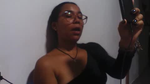 analia online show from September 2025 04:34:02 AM