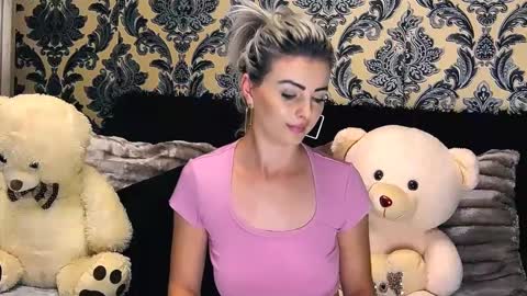 aly online show from December 2024 03:41:02 PM