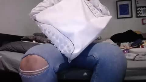 Alyn Maria online show from January 2026 02:26:01 AM