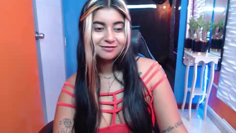 Snapshot of alyshachopra chatting on February 2025 09:04:02 AM ALYSHA online show from February 2025 09:04:02 AM