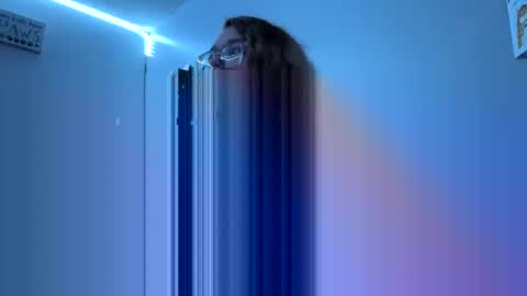 Snapshot of alyssa6960545 chatting on September 2025 02:13:02 AM Lily online show from September 2025 02:13:02 AM