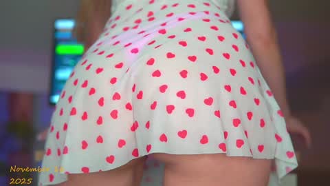 Snapshot of alyssa_pusy chatting on November 2025 07:41:02 PM Aly online show from November 2025 07:41:02 PM