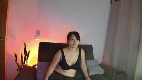 Snapshot of alyssia_wolds_1 chatting on June 2026 01:17:01 AM alyssia wolds online show from June 2026 01:17:01 AM