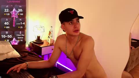 Amadeo Wild online show from December 2024 05:04:01 PM