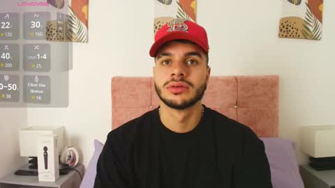 Amadeo Wild online show from November 2025 02:55:02 PM