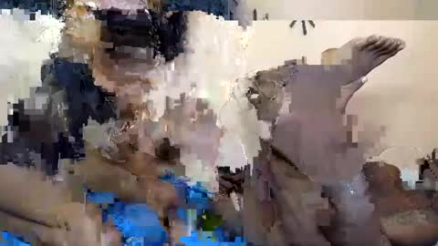 Snapshot of amah17 chatting on February 2025 07:06:01 AM Amah online show from February 2025 07:06:01 AM