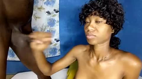 Snapshot of amah17 chatting on February 2025 06:27:02 AM Amah online show from February 2025 06:27:02 AM