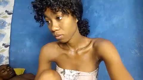 Snapshot of amah17 chatting on February 2025 07:20:01 AM Amah online show from February 2025 07:20:01 AM