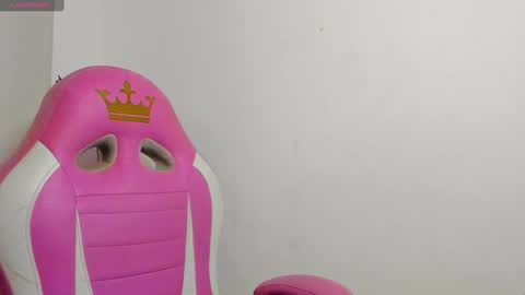 Amaia Mendoza online show from December 2024 05:29:01 PM