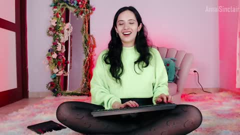 Amai  Sinclair  online show from February 2025 12:13:02 PM