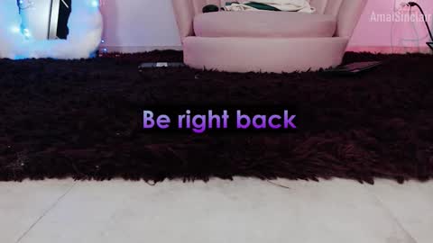 Amai  Sinclair  online show from September 2025 06:13:01 AM