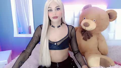 amal_baddel_ online show from January 2025 10:29:02 AM