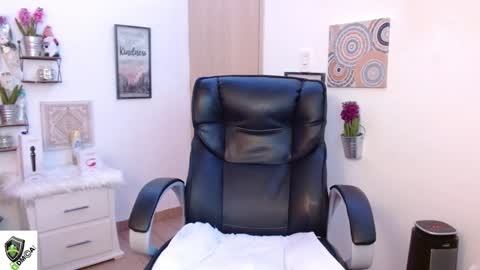 AMALIA online show from December 2024 02:30:02 AM