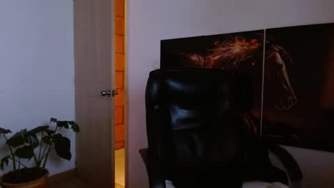 AMALIA online show from March 2026 08:02:02 PM