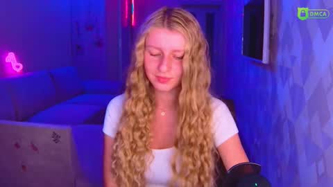 Amalia online show from October 2025 03:54:01 PM