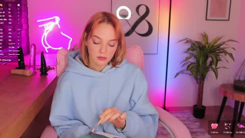 Amanda  fox online show from February 2025 04:52:01 PM