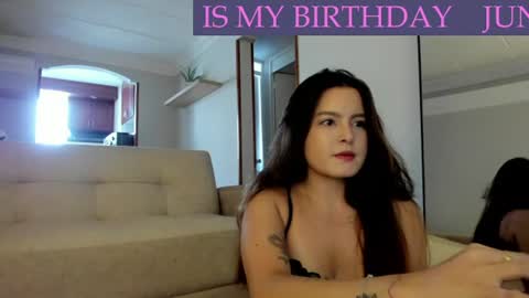 Snapshot of amanda_callum_ chatting on June 2026 03:14:01 PM Katha online show from June 2026 03:14:01 PM