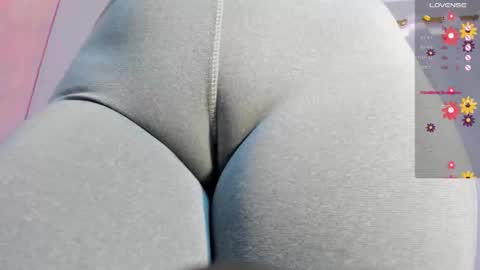 Amanda Marcuzzi  online show from November 2025 07:15:02 PM