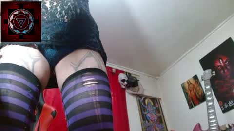 Snapshot of amanda_valeska chatting on April 2026 05:01:02 PM Amanda Valeska online show from April 2026 05:01:02 PM