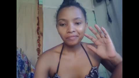 amandaaa25 online show from October 2025 12:19:01 PM