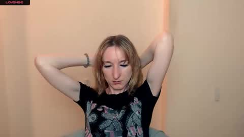 Amanda online show from September 2025 07:30:02 AM