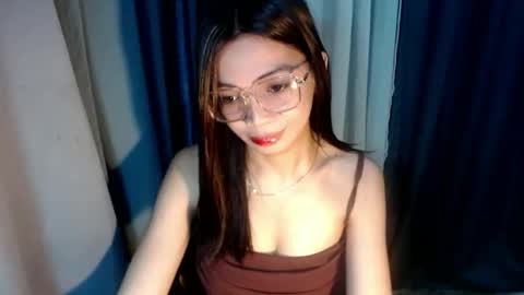 Snapshot of amarabellax chatting on April 2026 09:13:01 AM BELLA online show from April 2026 09:13:01 AM