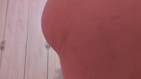 Snapshot of amaranta_f00x chatting on June 2026 12:35:02 AM Amaranta online show from June 2026 12:35:02 AM